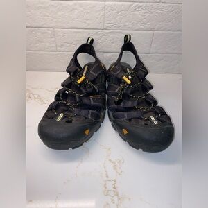 Keen Commuter Cycling Sandals Mens Size 9.5 Waterproof Bike Shoe Black Yellow